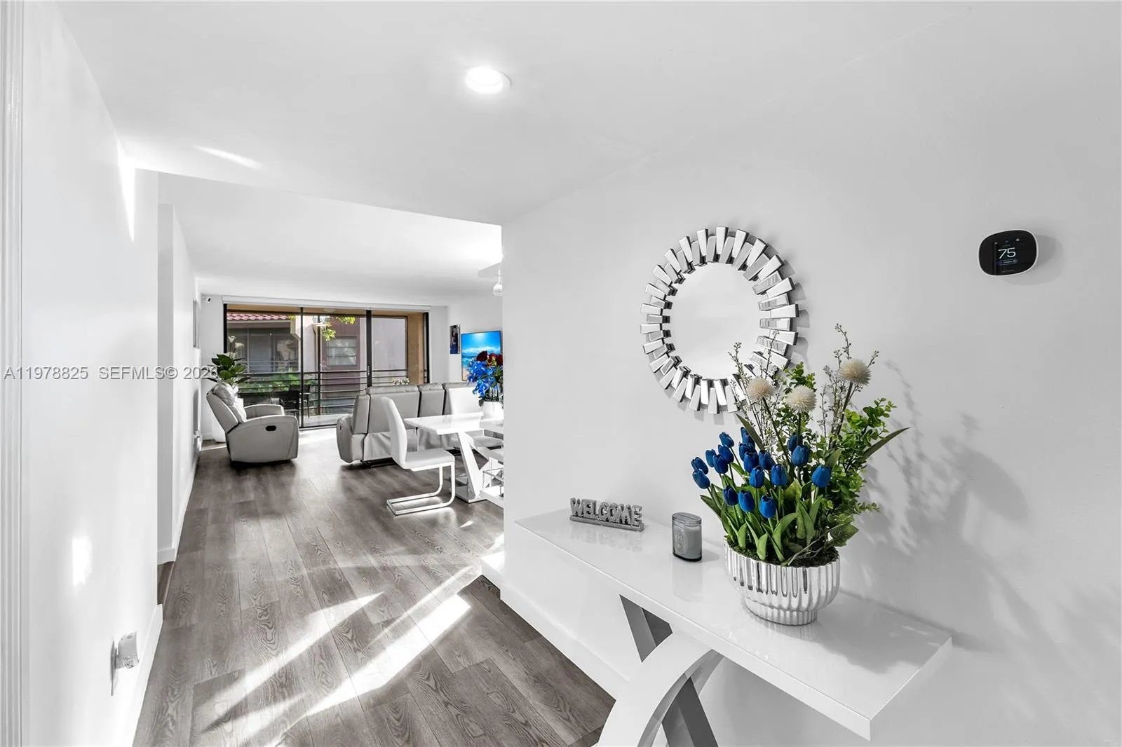 1 bedroom 1 bath for sale at 20841 San Simeon Way # 205, Miami FL 33179