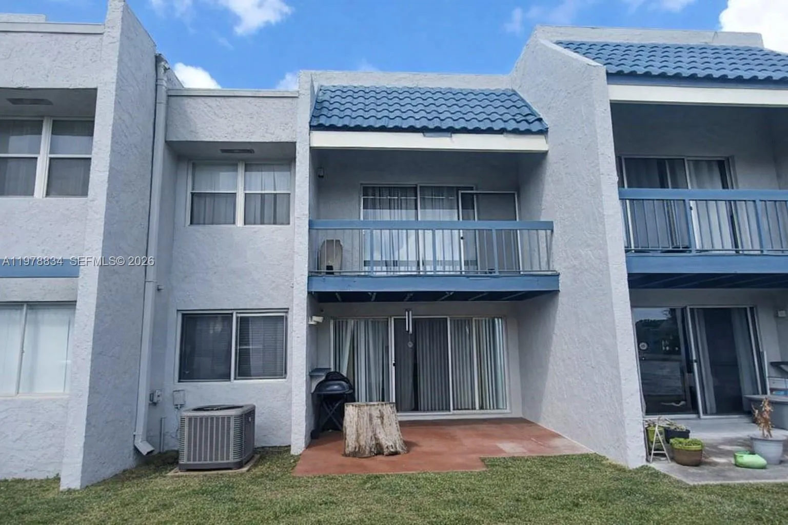 5716 NW 19th St # 18, Lauderhill FL 33313