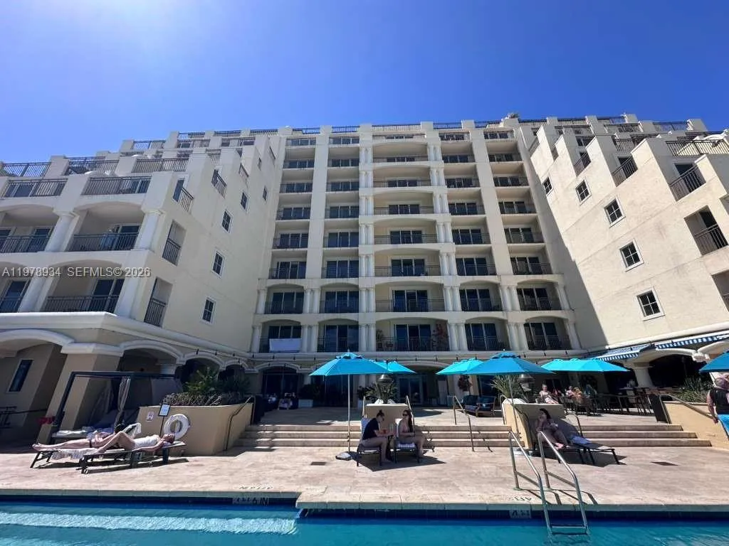 1 bedroom 1 bath for sale at 601 N Ft Lauderdale Bch Blvd # 713, Fort Lauderdale FL 33304
