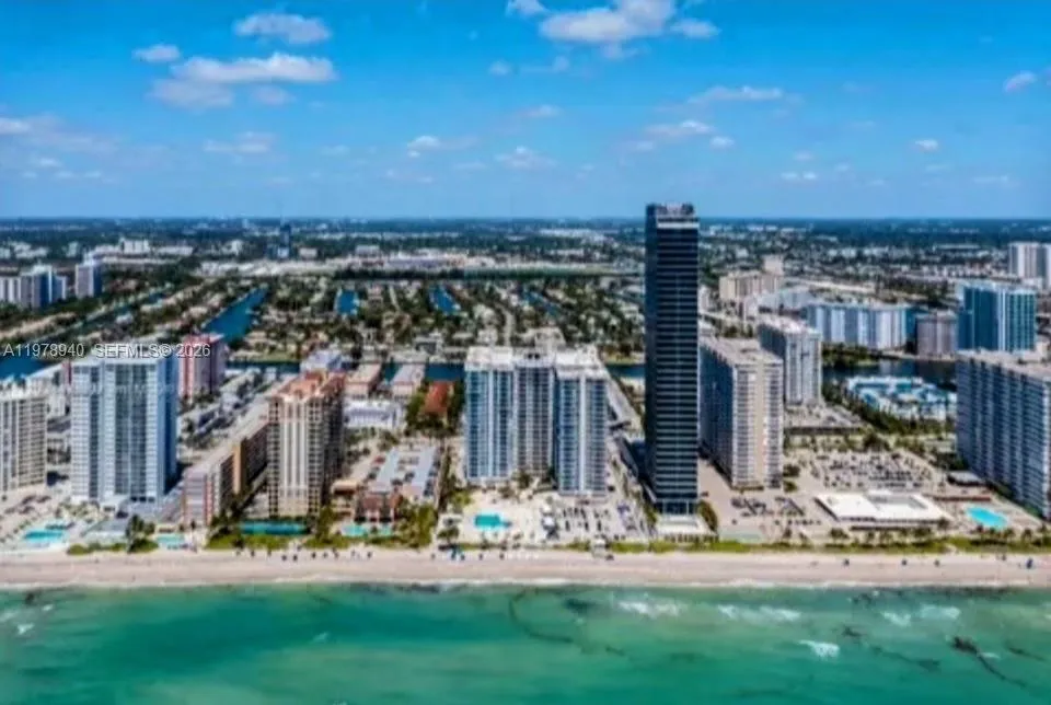 2030 S Ocean Dr # 1802, Hallandale Beach FL 33009
