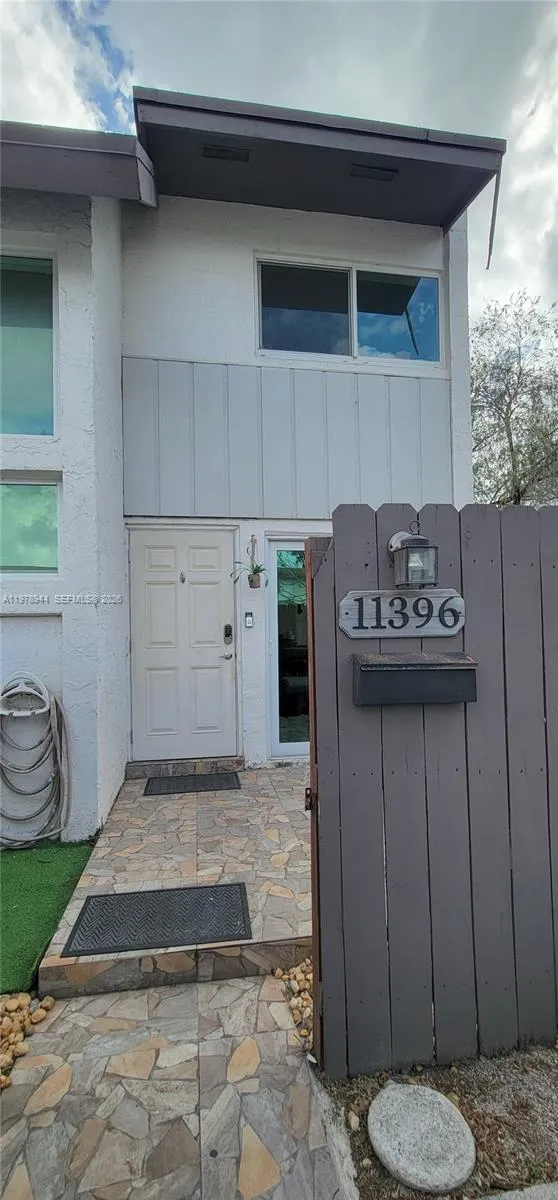 3 bedroom 2 bath for sale at 11396 SW 65th St, Miami FL 33173