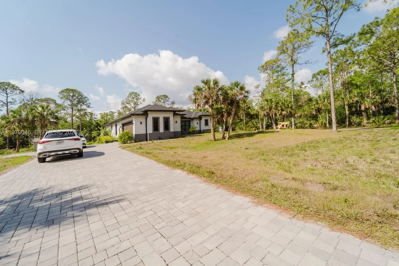 398 35th Ave NW, Naples FL 34120