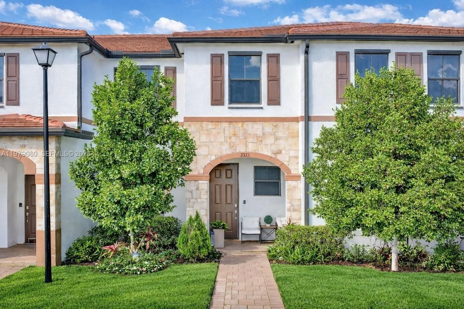 3 bedroom 2 bath for sale at 3321 W 105th Pl, Hialeah FL 33018