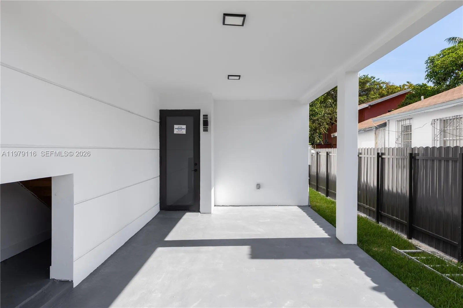 53 NW 52nd St, Miami FL 33127