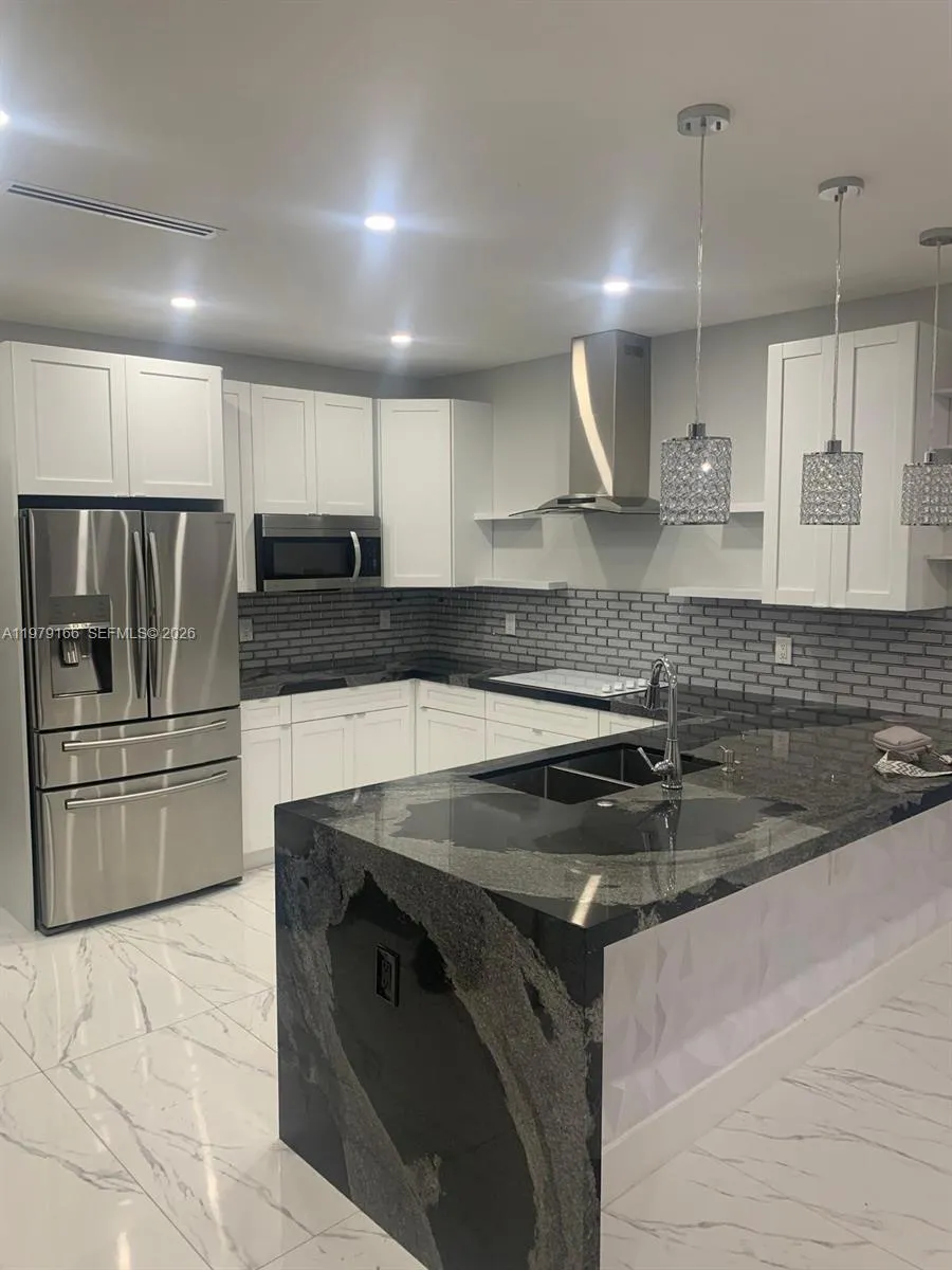 1720 NW 110th Ter, Miami FL 33167
