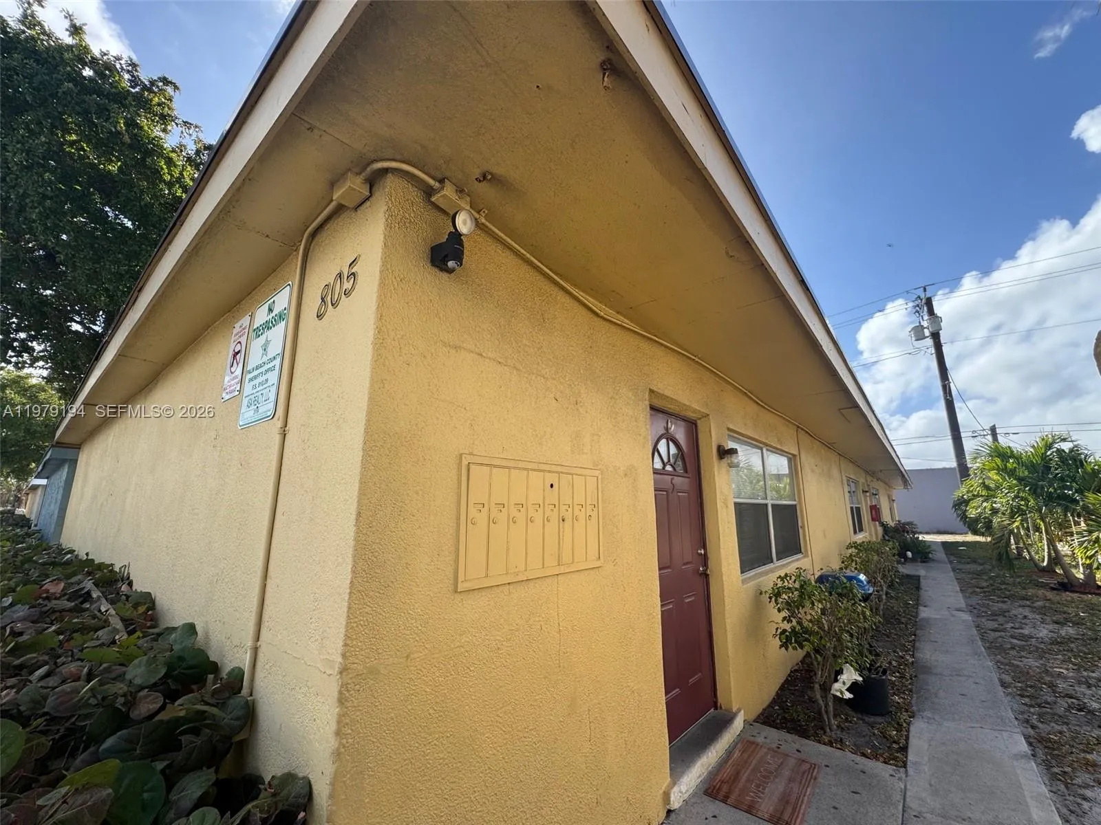 for sale at 805 S H St, Lake Worth FL 33460