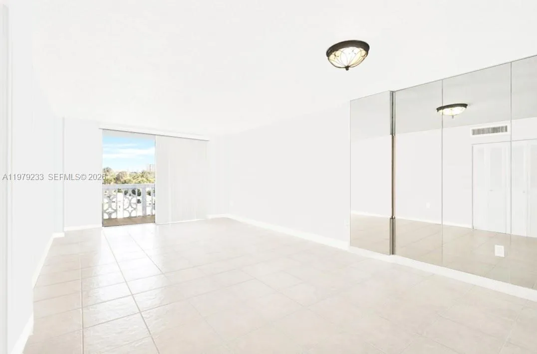 13155 Ixora Ct # 310, North Miami FL 33181