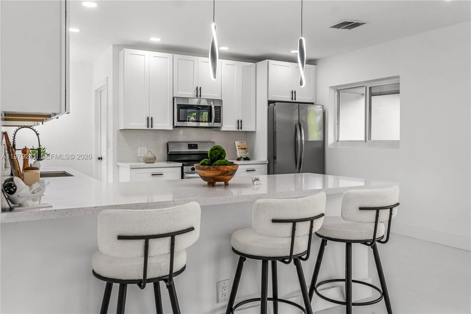 5402 SW 1st Ct, Plantation FL 33317