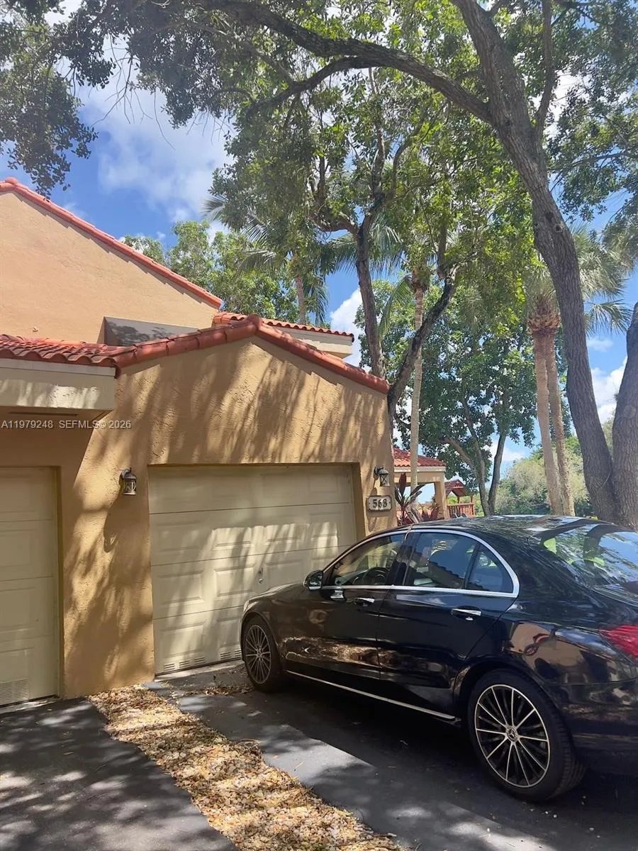 568 N University Dr # 568, Plantation FL 33324