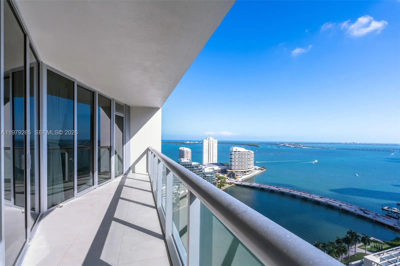 1 bedroom 1 bath for sale at 495 Brickell Ave # 2909, Miami FL 33131