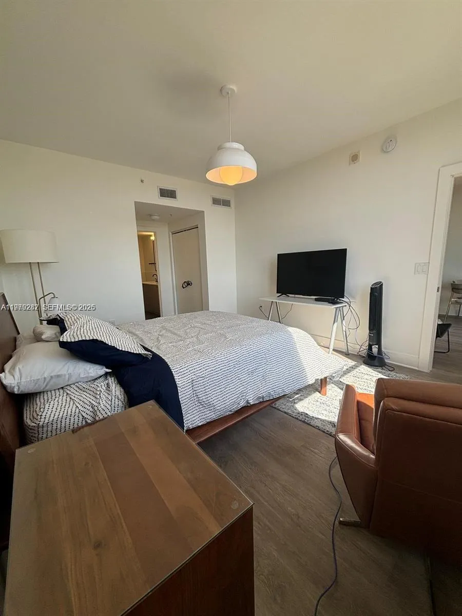 888 S Douglas Rd # 1002, Coral Gables FL 33134