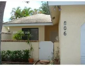 2 bedroom 2 bath for sale at 806 Maplewood Dr, Green Acres FL 33415