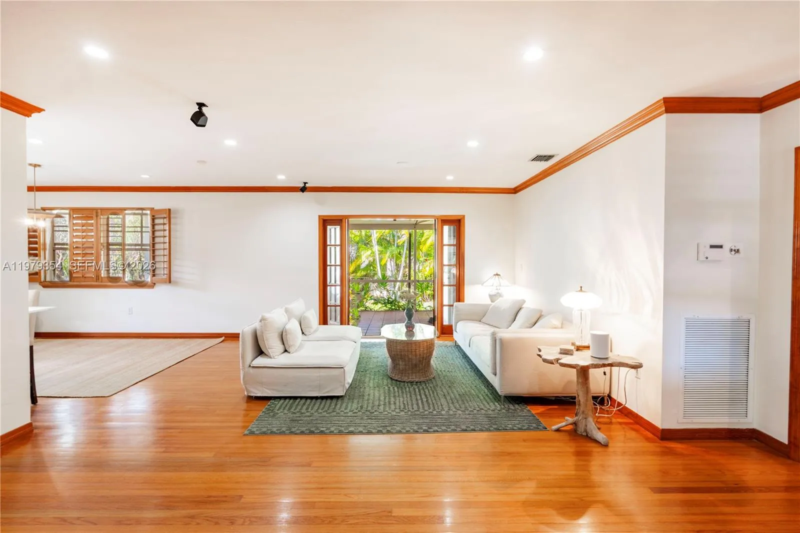 1449 Baracoa Ave, Coral Gables FL 33146