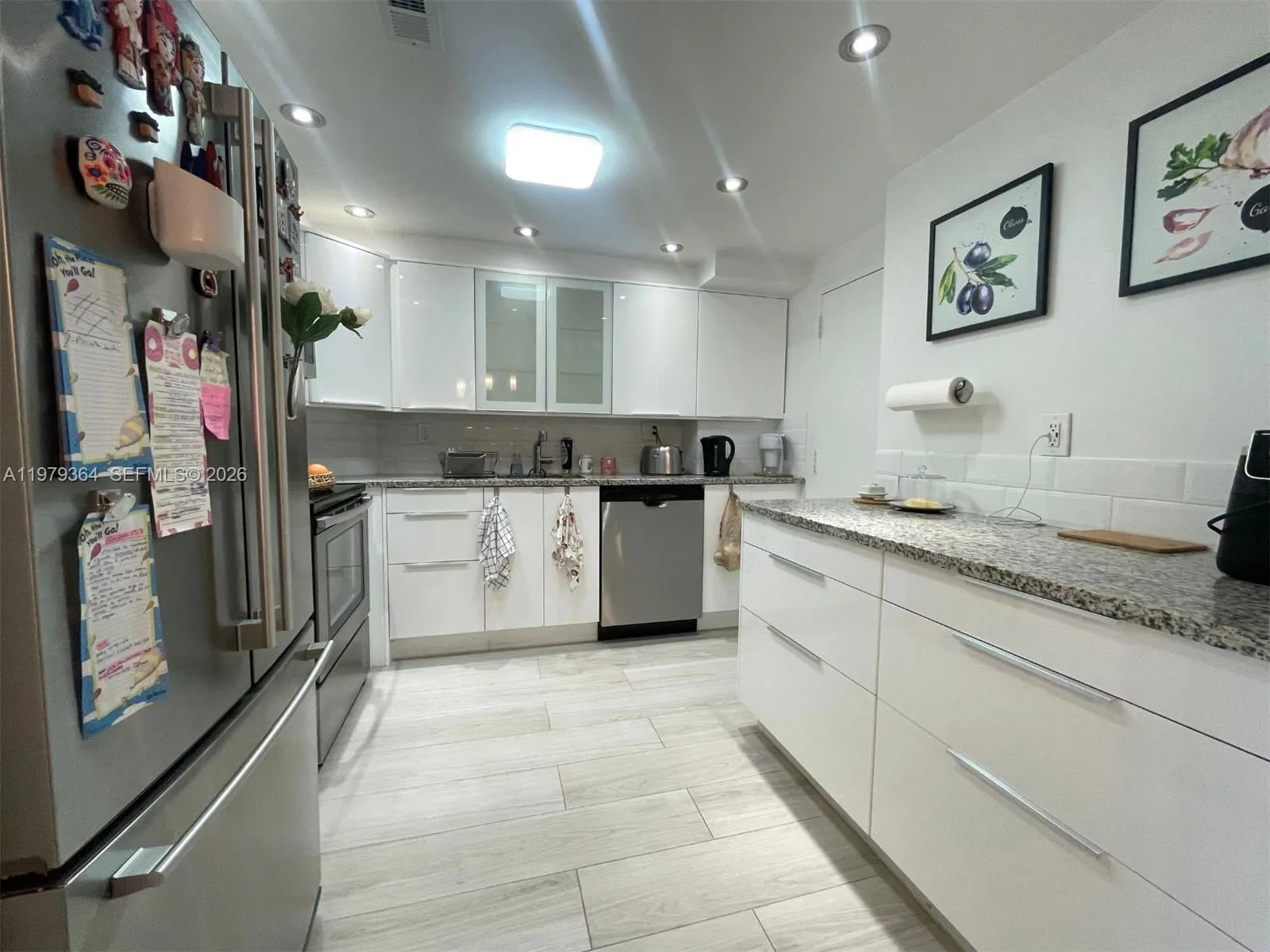 500 Bayview Dr # 1123, Sunny Isles Beach FL 33160