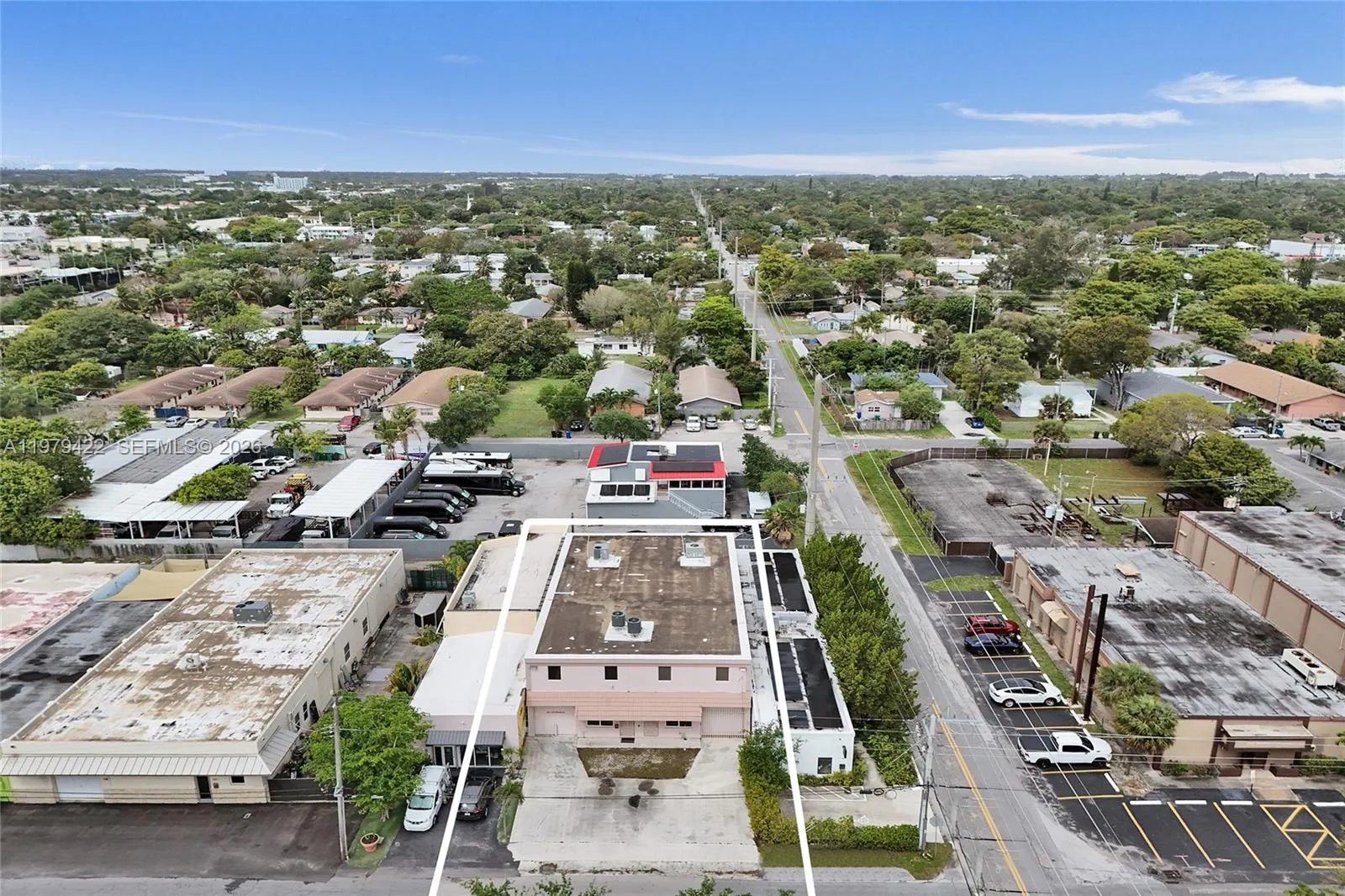 1143 NE 7th Ave, Fort Lauderdale FL 33304