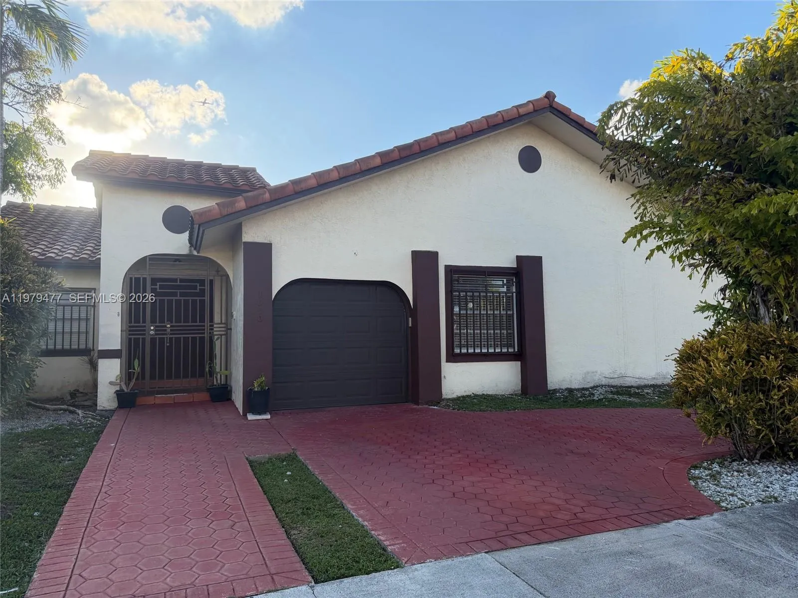 3 bedroom 2 bath for sale at 1090 NW 128th Ct, Miami FL 33182