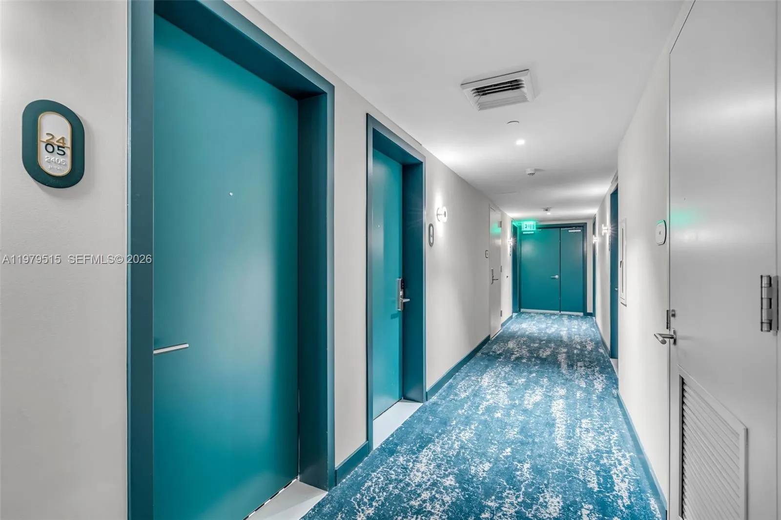 77 SE 5TH ST # 2405, Miami FL 33131