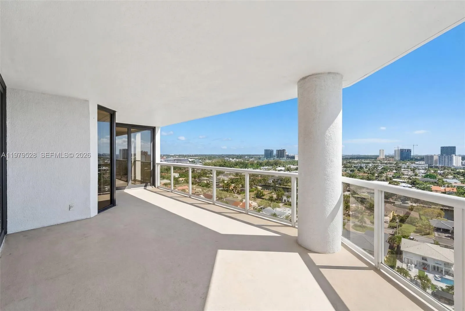 3600 Yacht Club Dr # 1802, Aventura FL 33180