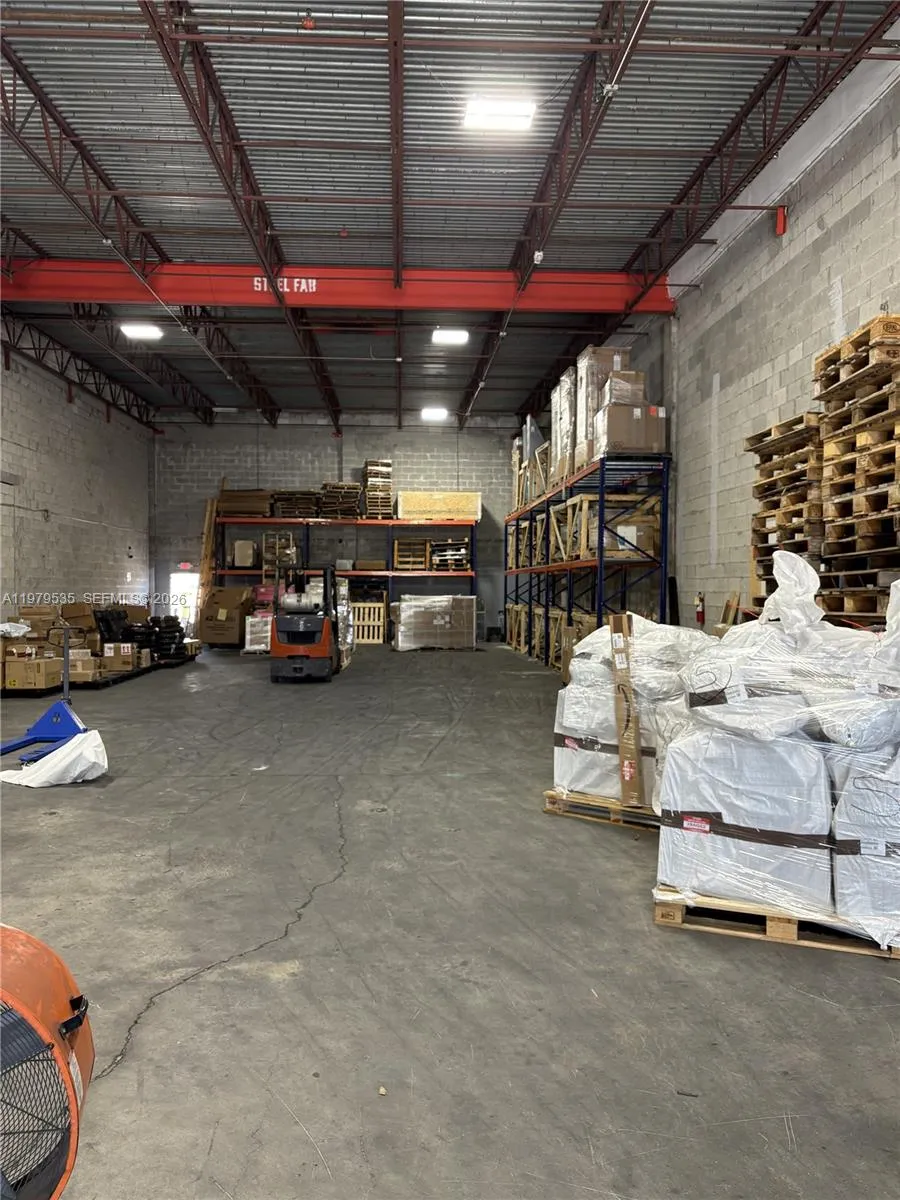 7975 NW 21 Street, Doral FL 33122