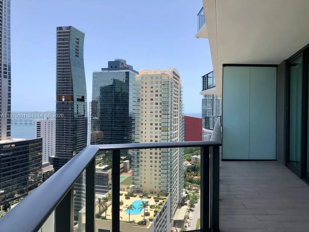 1300 S Miami Ave # 2704, Miami FL 33130