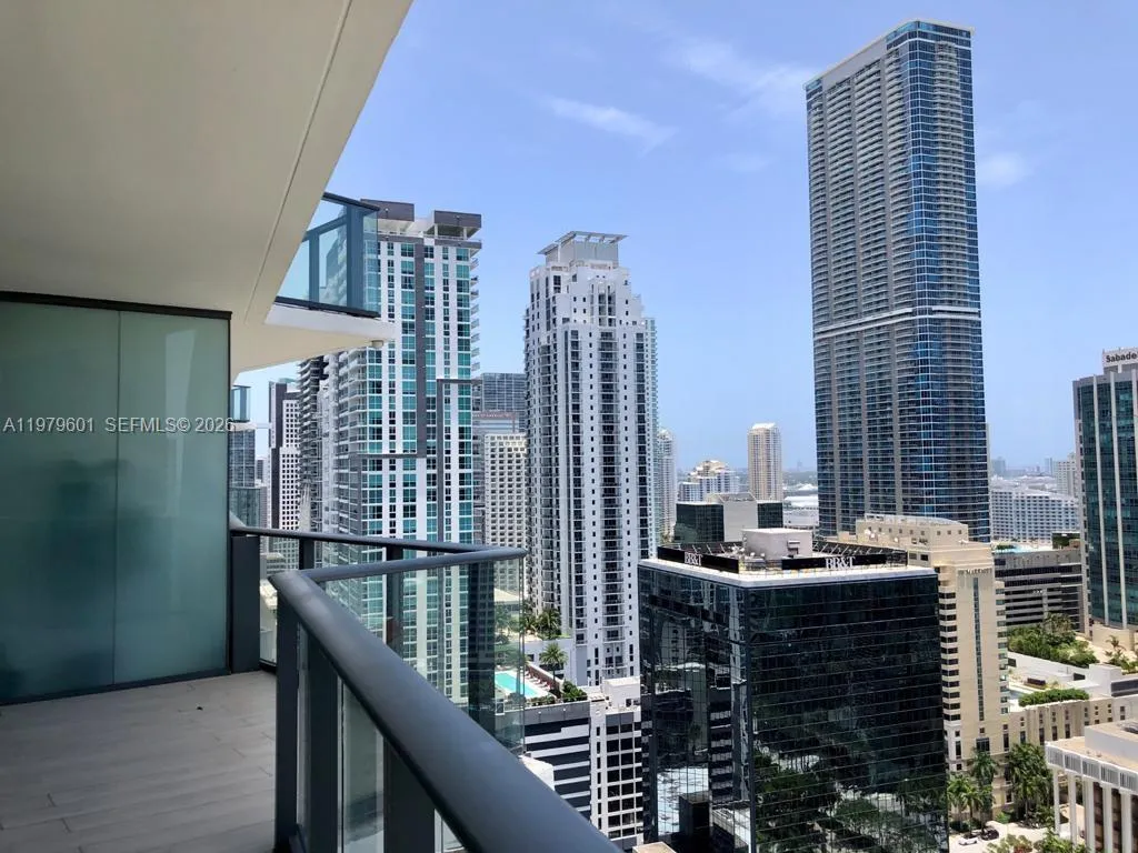1300 S Miami Ave # 2704, Miami FL 33130