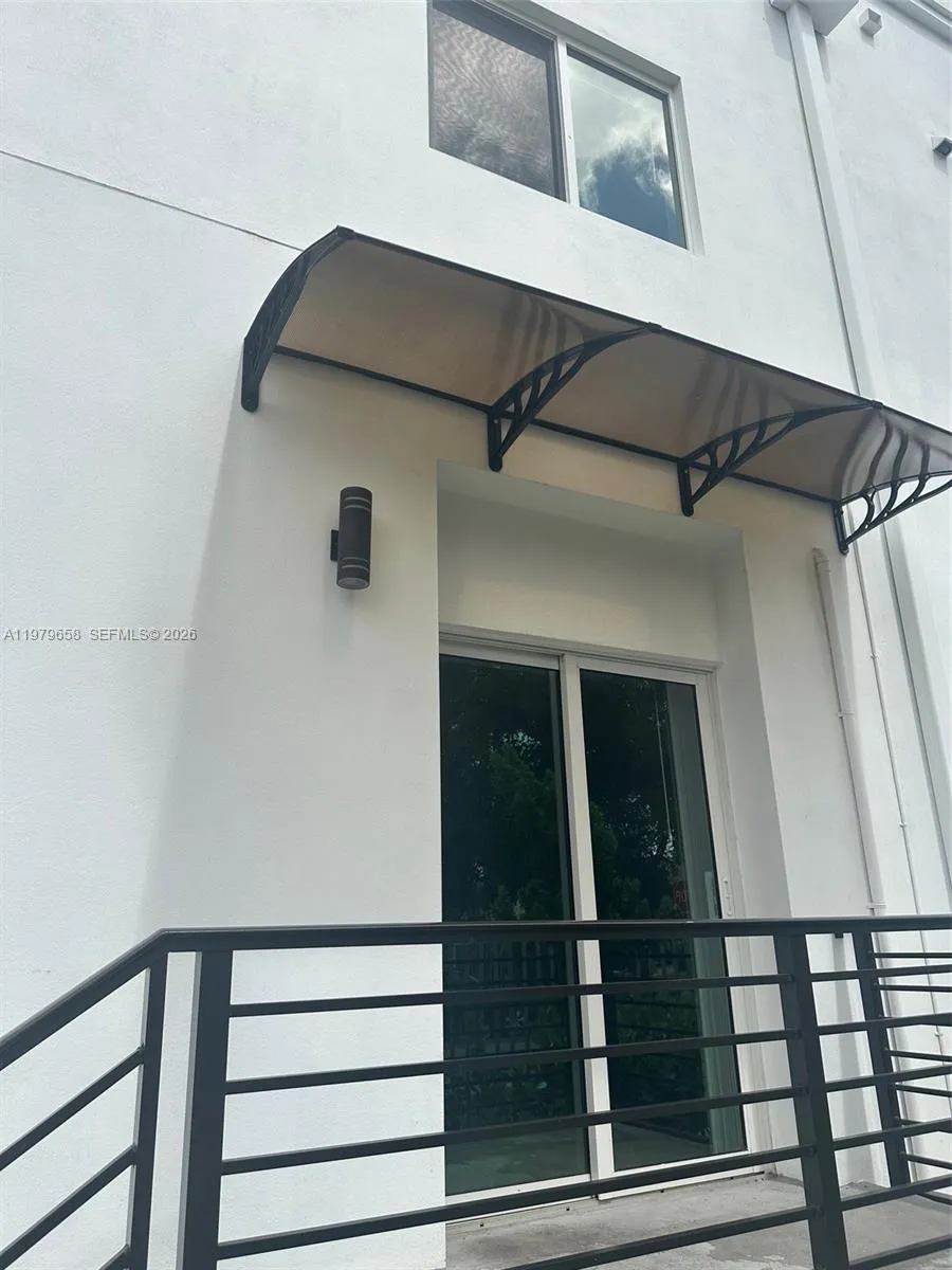 3300 NW 19th Ave # 2, Miami FL 33142