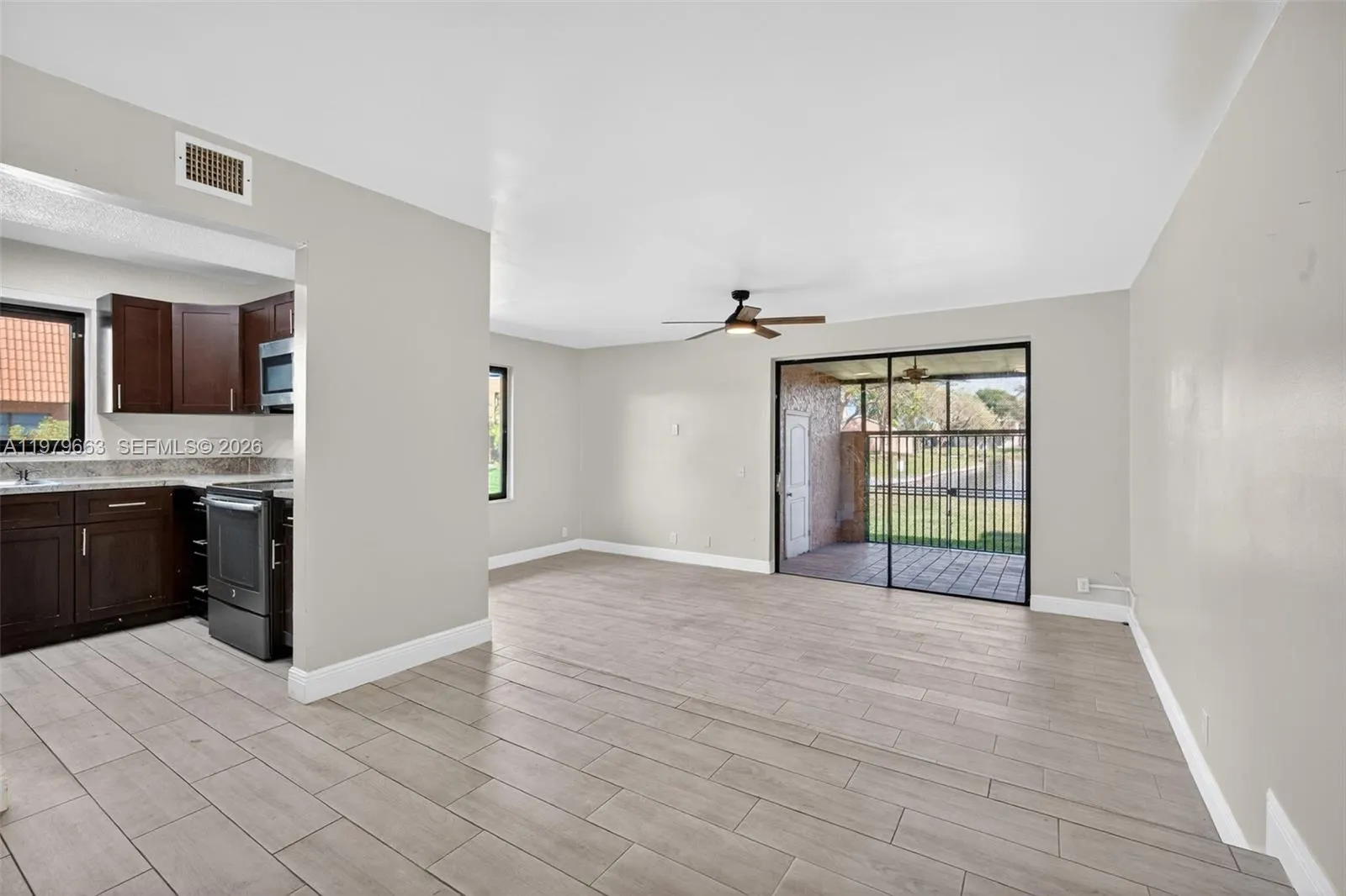 4 bedroom 3 bath for sale at 1451 NW 92nd Ave # 191, Pembroke Pines FL 33024