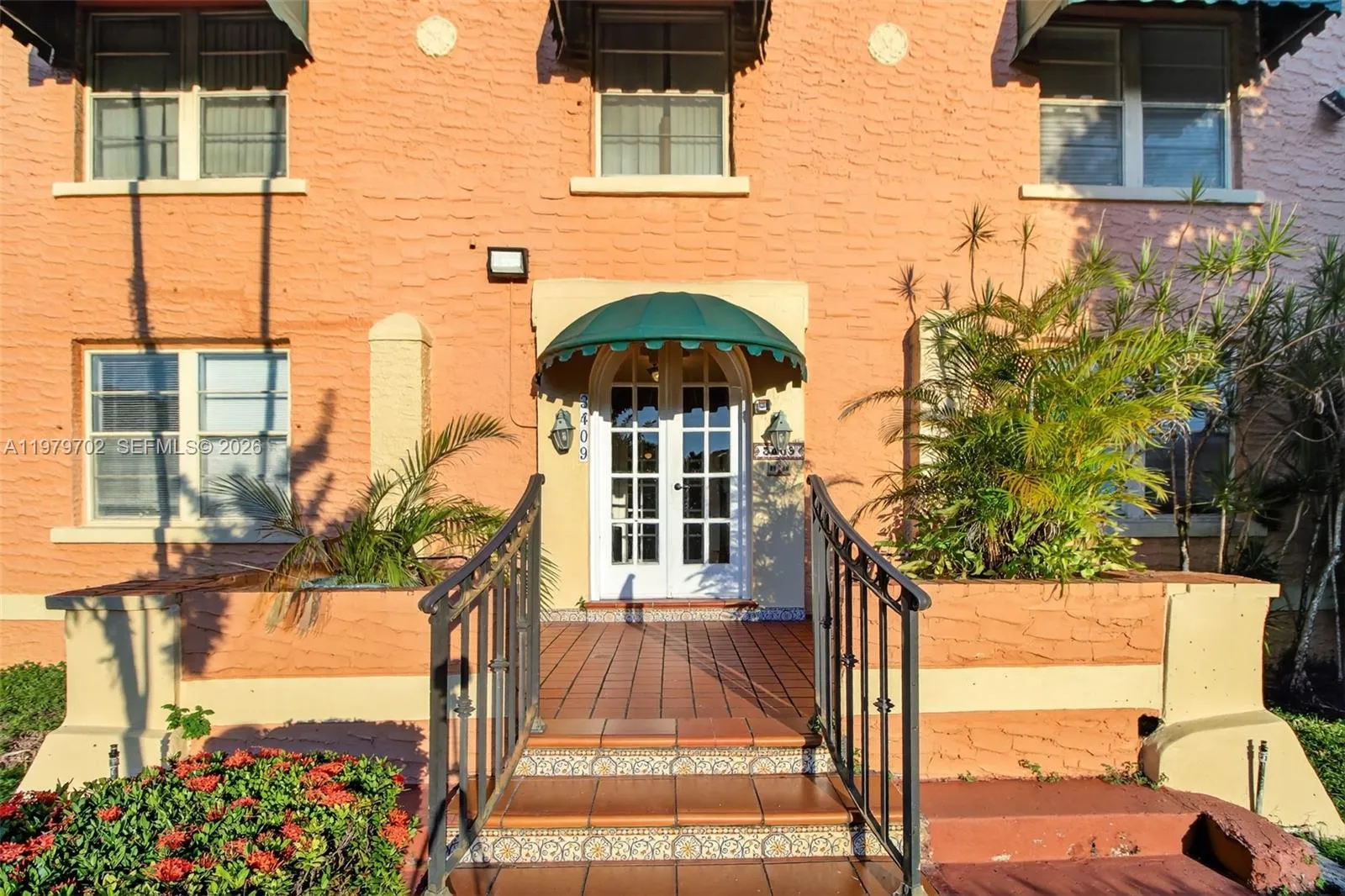 3409 S Le Jeune Rd, Coral Gables FL 33134