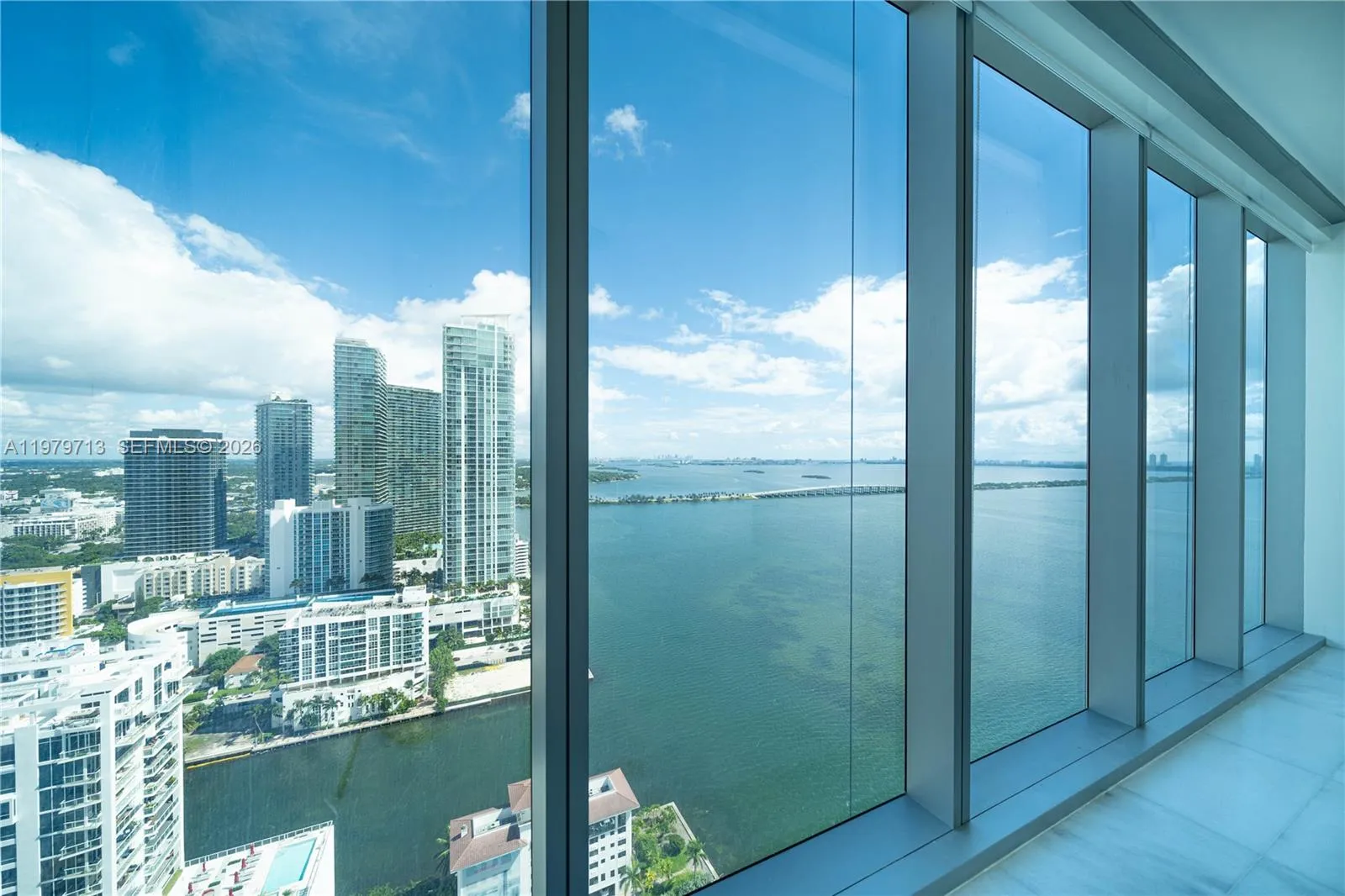 700 NE 26TH TER # 3006, Miami FL 33137