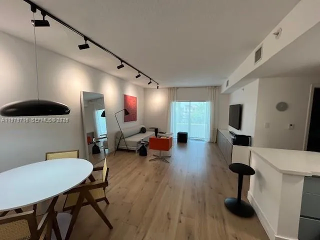 50 Menores Ave # 408, Coral Gables FL 33134