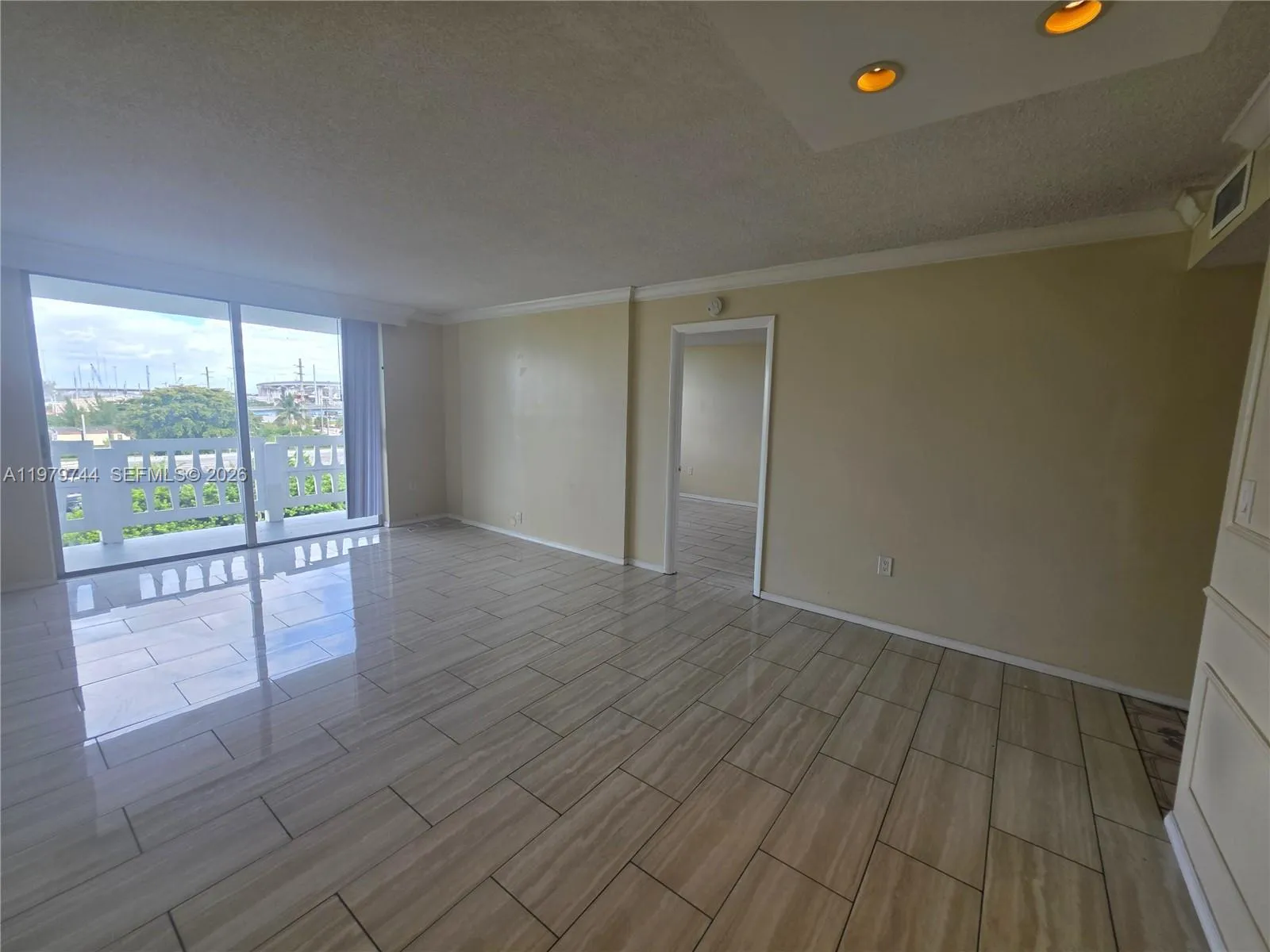 15600 NW 7th Ave # 511, Miami FL 33169
