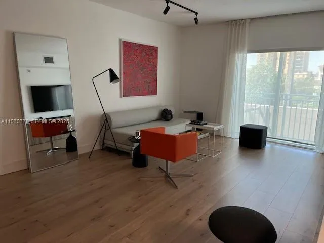 50 Menores Ave # 408, Coral Gables FL 33134