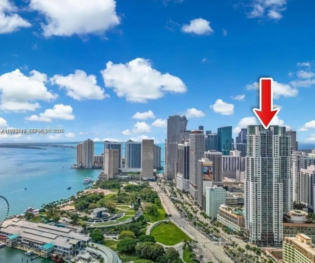 1 bedroom 1 bath for sale at 244 NE Biscayne Blvd # 440, Miami FL 33132
