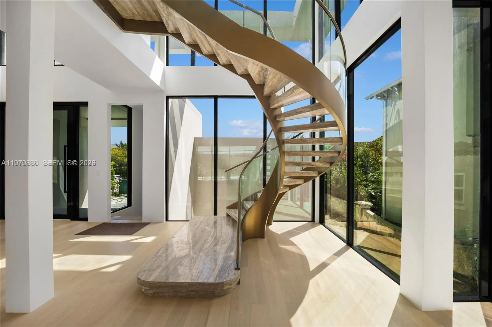 2094 Prairie Ave, Miami Beach FL 33139