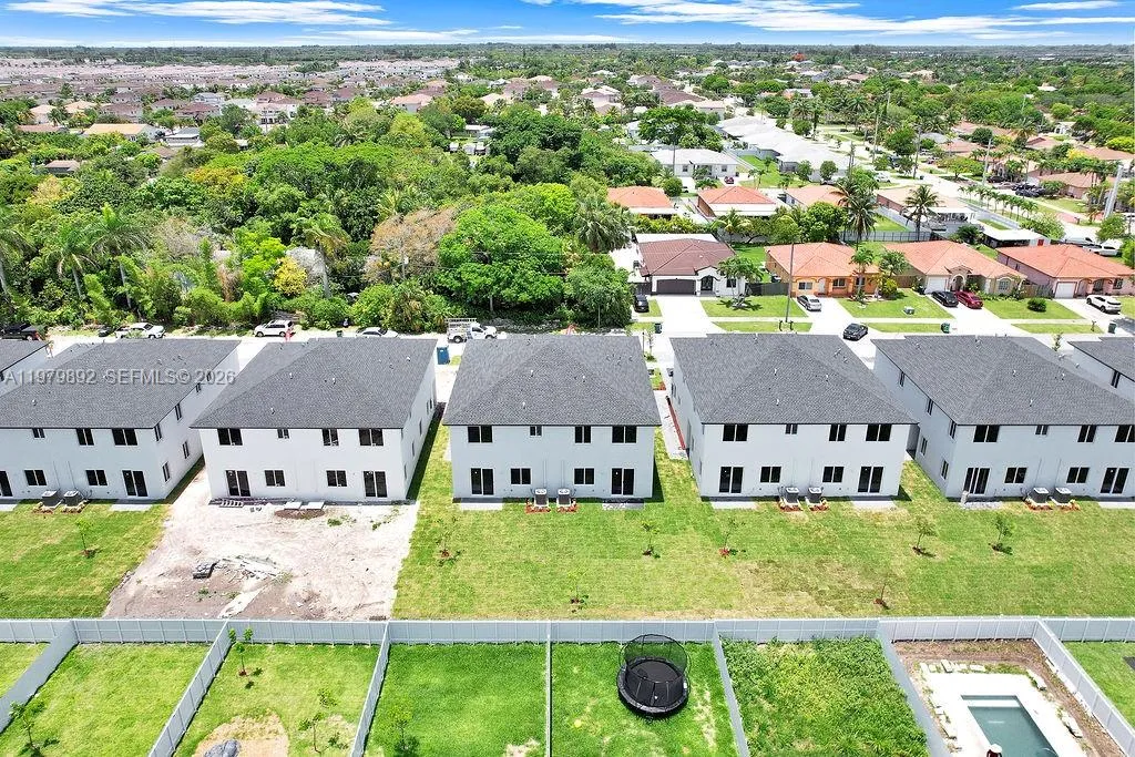 22445 SW 125th Ave # 18A, Miami FL 33170