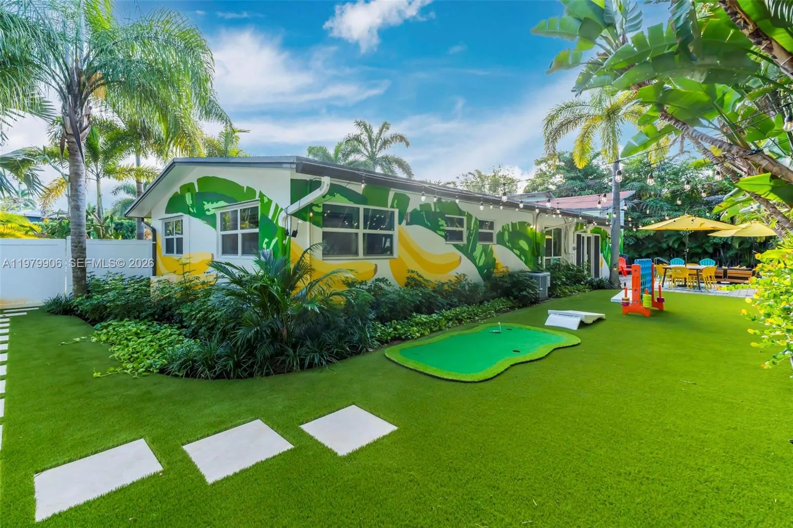 801 NW 24th St, Wilton Manors FL 33311