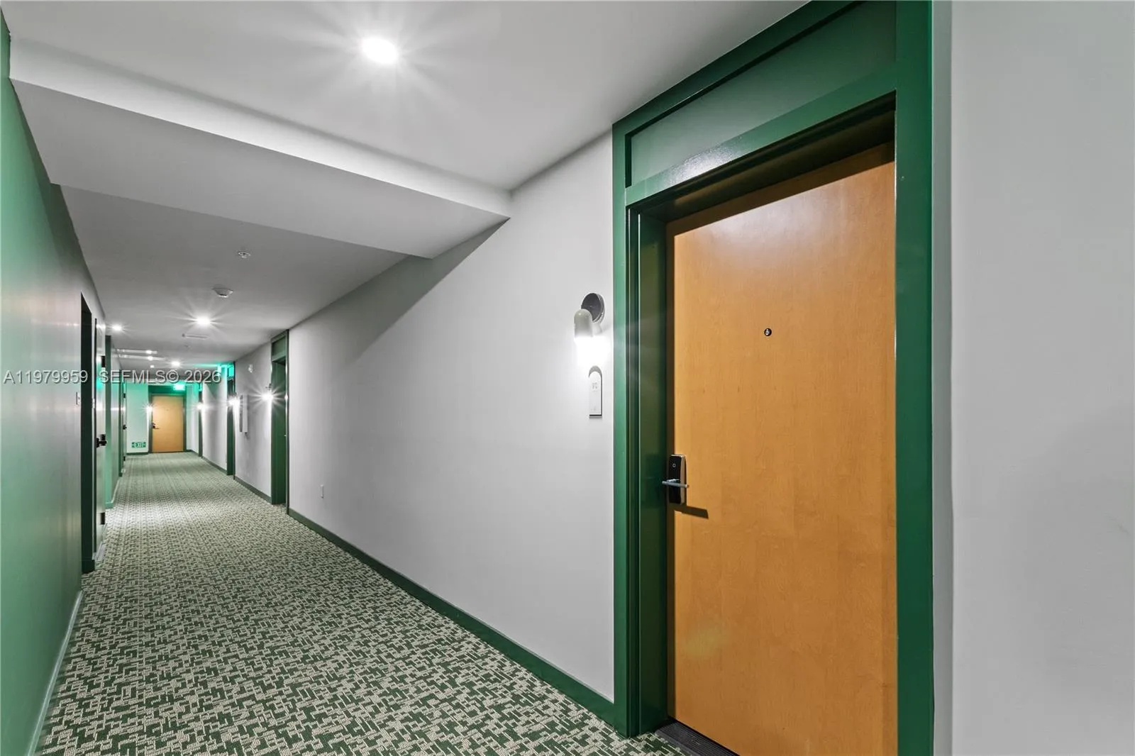 11 NE 6 ST # 910, Miami FL 33132
