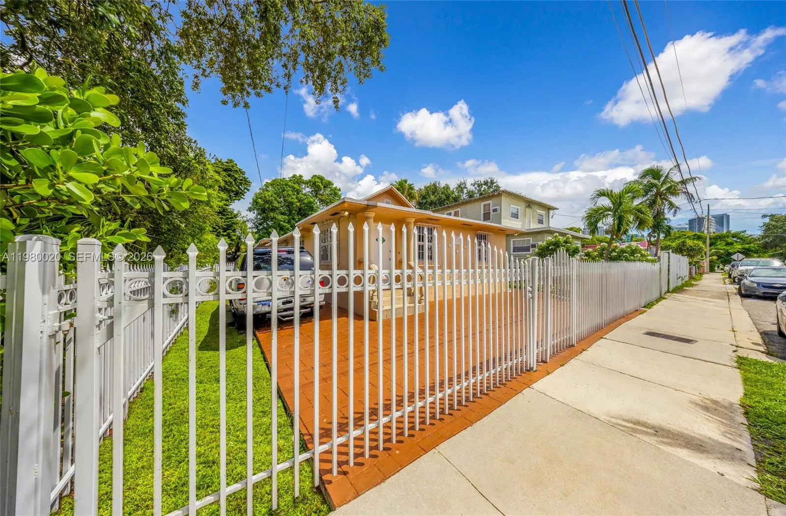287 NW 31st St, Miami FL 33127