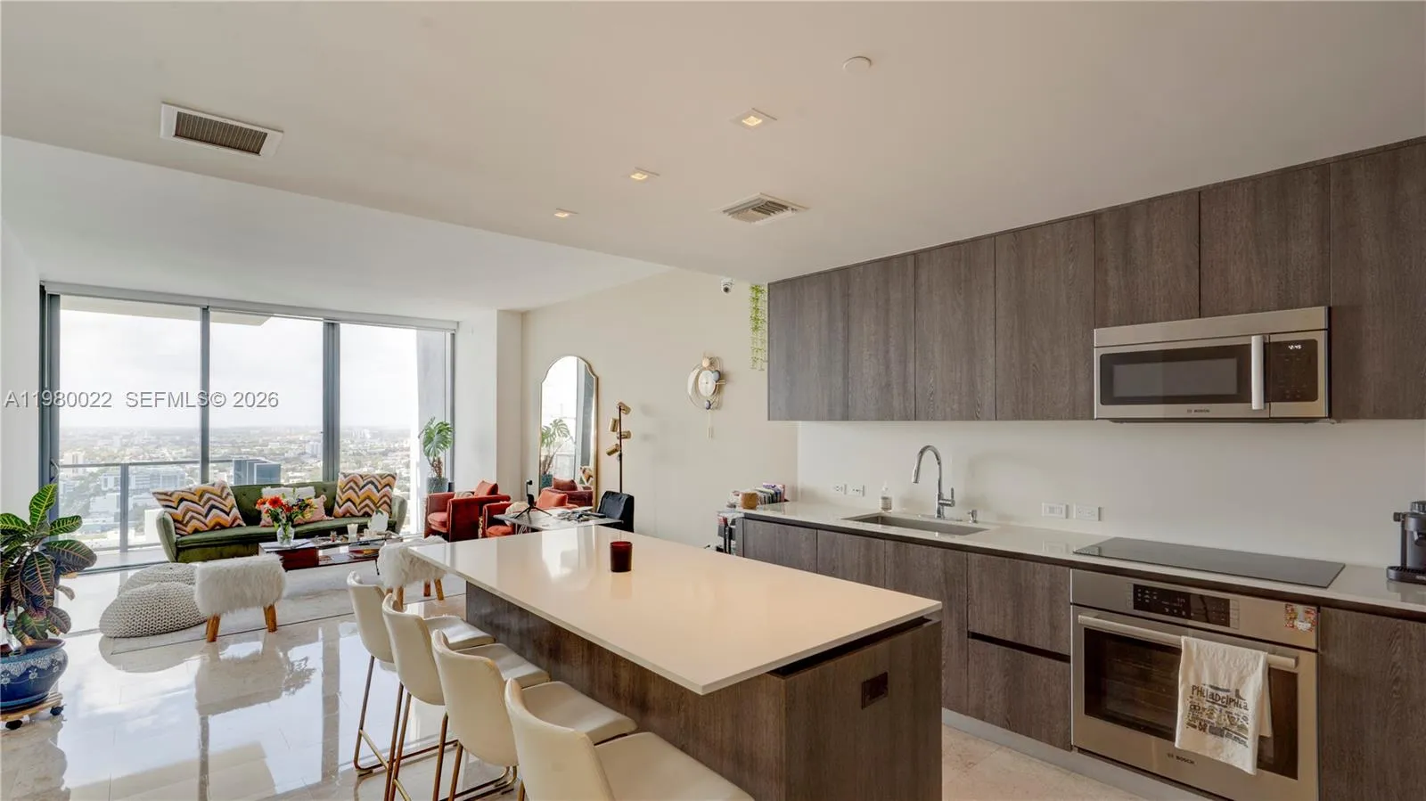 88 SW 7th St # 2706, Miami FL 33130