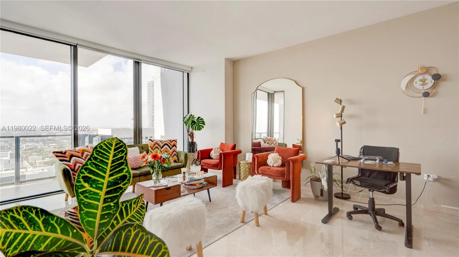 88 SW 7th St # 2706, Miami FL 33130