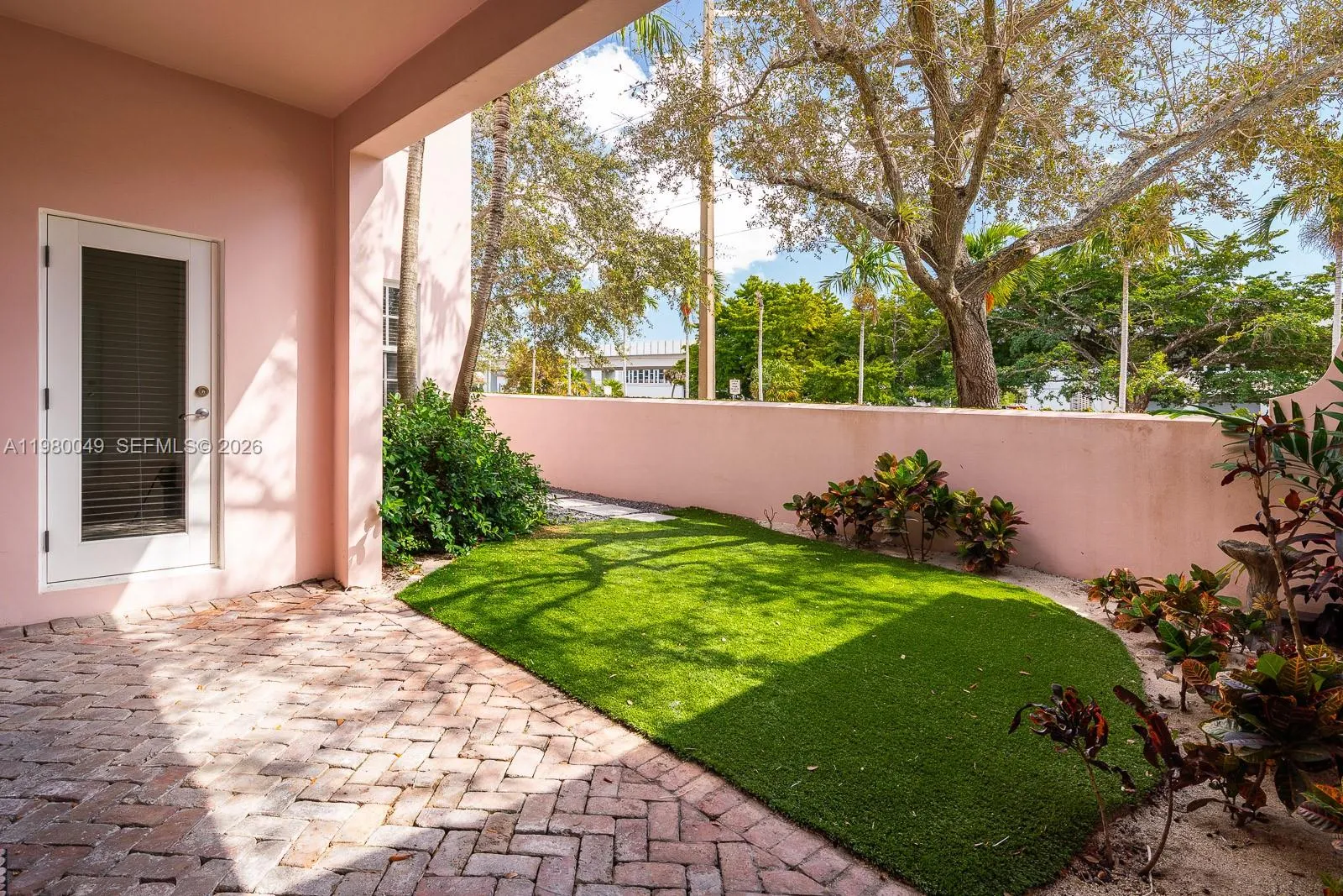 520 Loretto Ave # 21, Coral Gables FL 33146