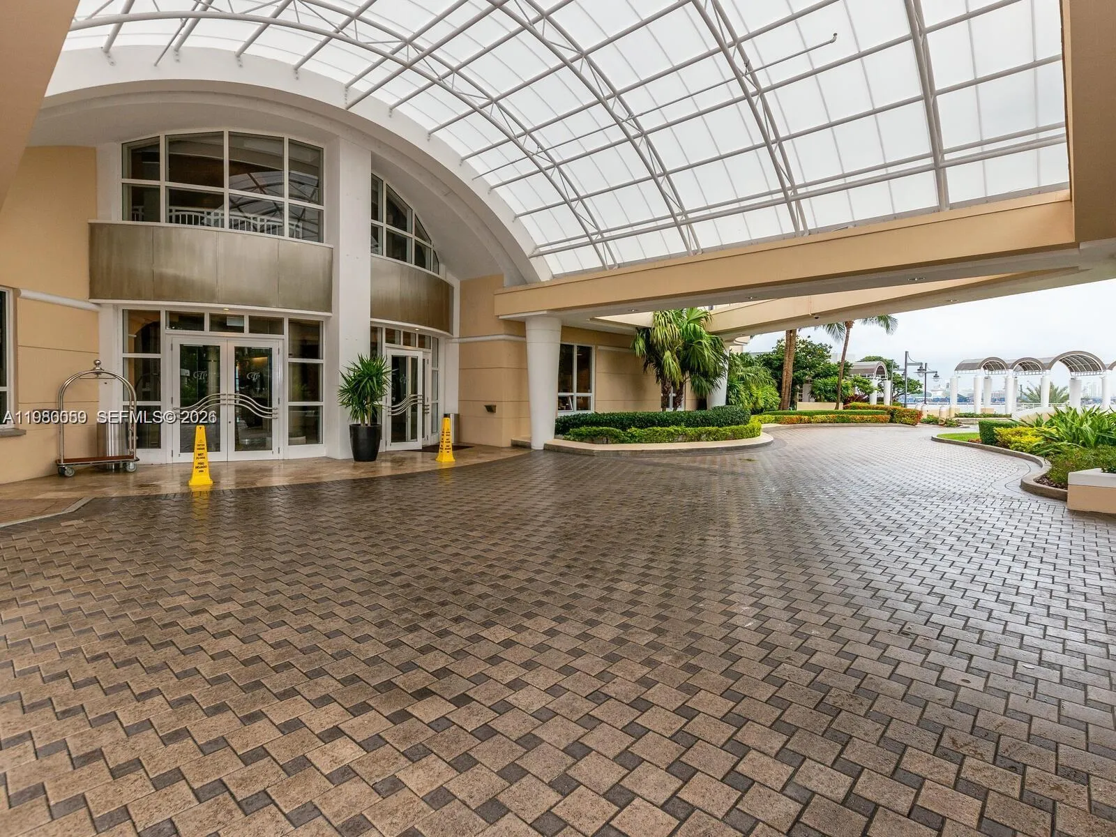 848 Brickell Key Dr # 1201, Miami FL 33131