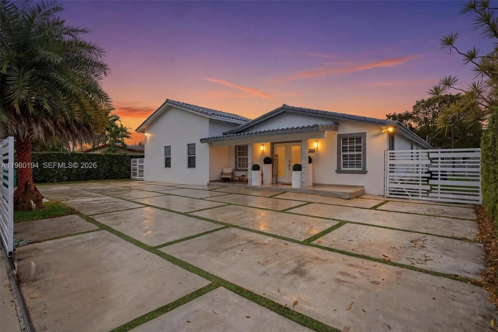 5 bedroom 3 bath for sale at 1520 SW 86th Ct, Miami FL 33144