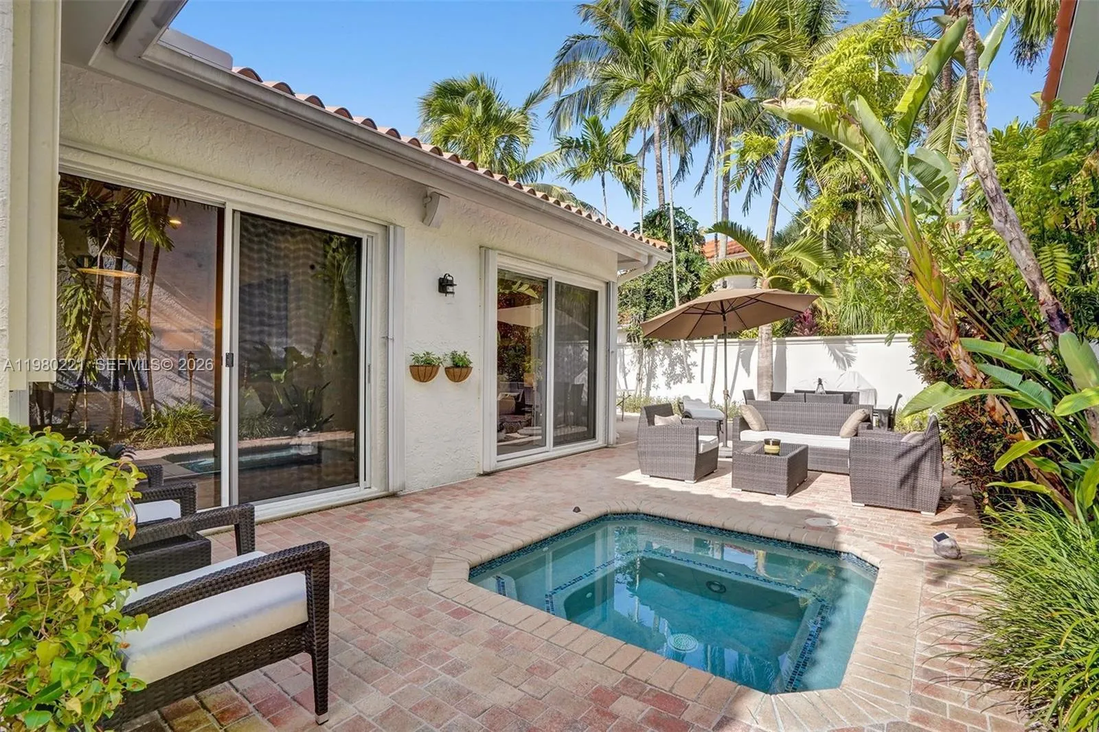 1529 Shoreline Way # 1529, Hollywood FL 33019