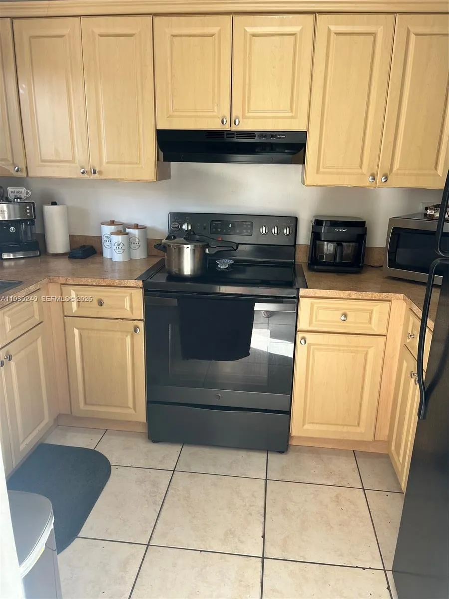 4331 W 11th Ln # 65, Hialeah FL 33012
