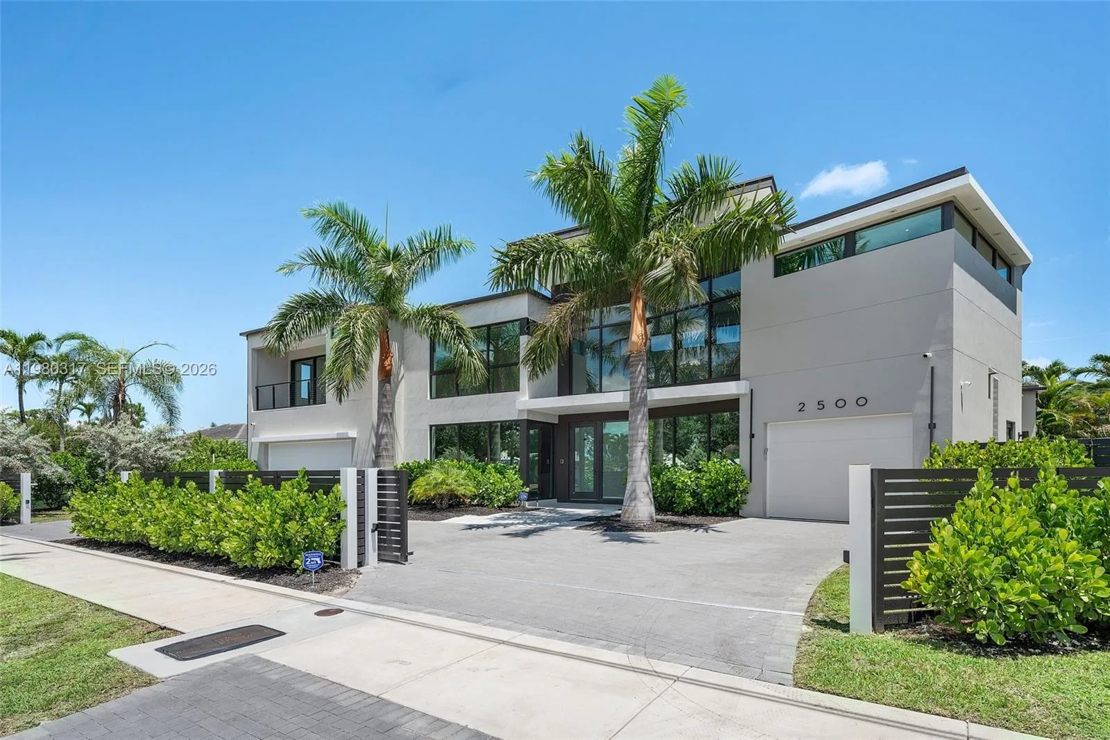 2500 Middle River Dr, Fort Lauderdale FL 33305