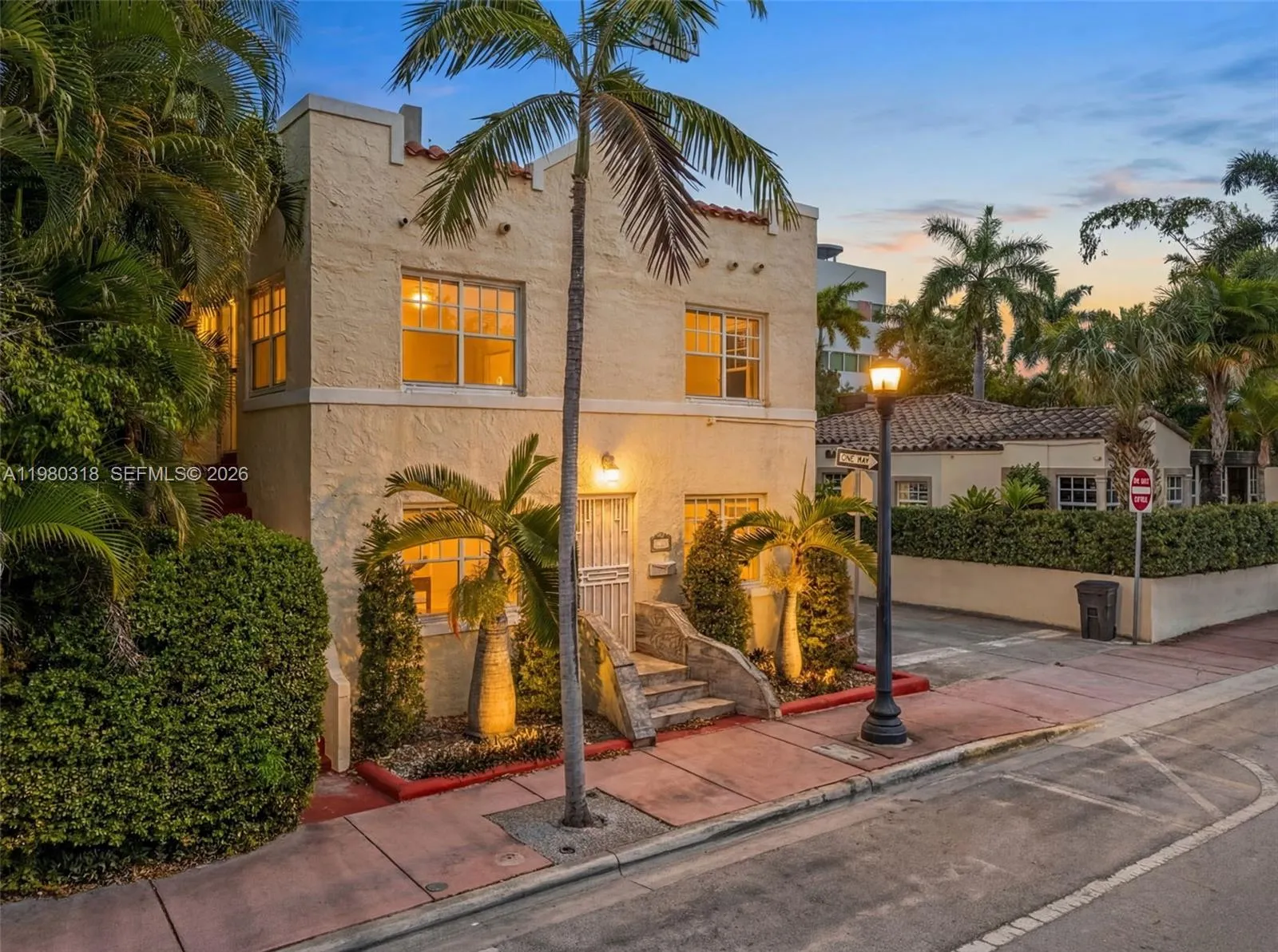 for sale at 927 4th St, Miami Beach FL 33139
