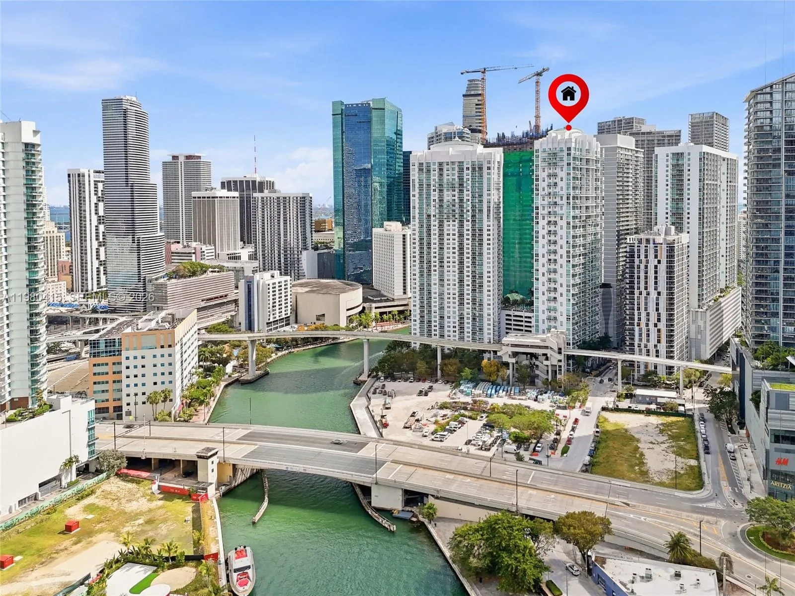 1 bedroom 1 bath for sale at 41 SE 5th St # 2104, Miami FL 33131