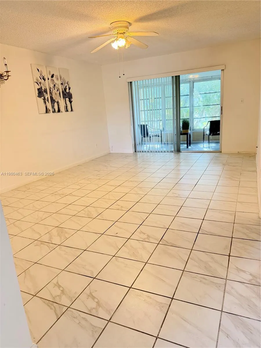 6150 NW 62nd St # 308, Tamarac FL 33319