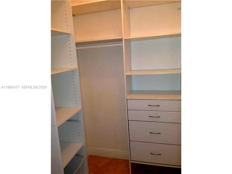 19900 E Country Club Dr # 806, Aventura FL 33180